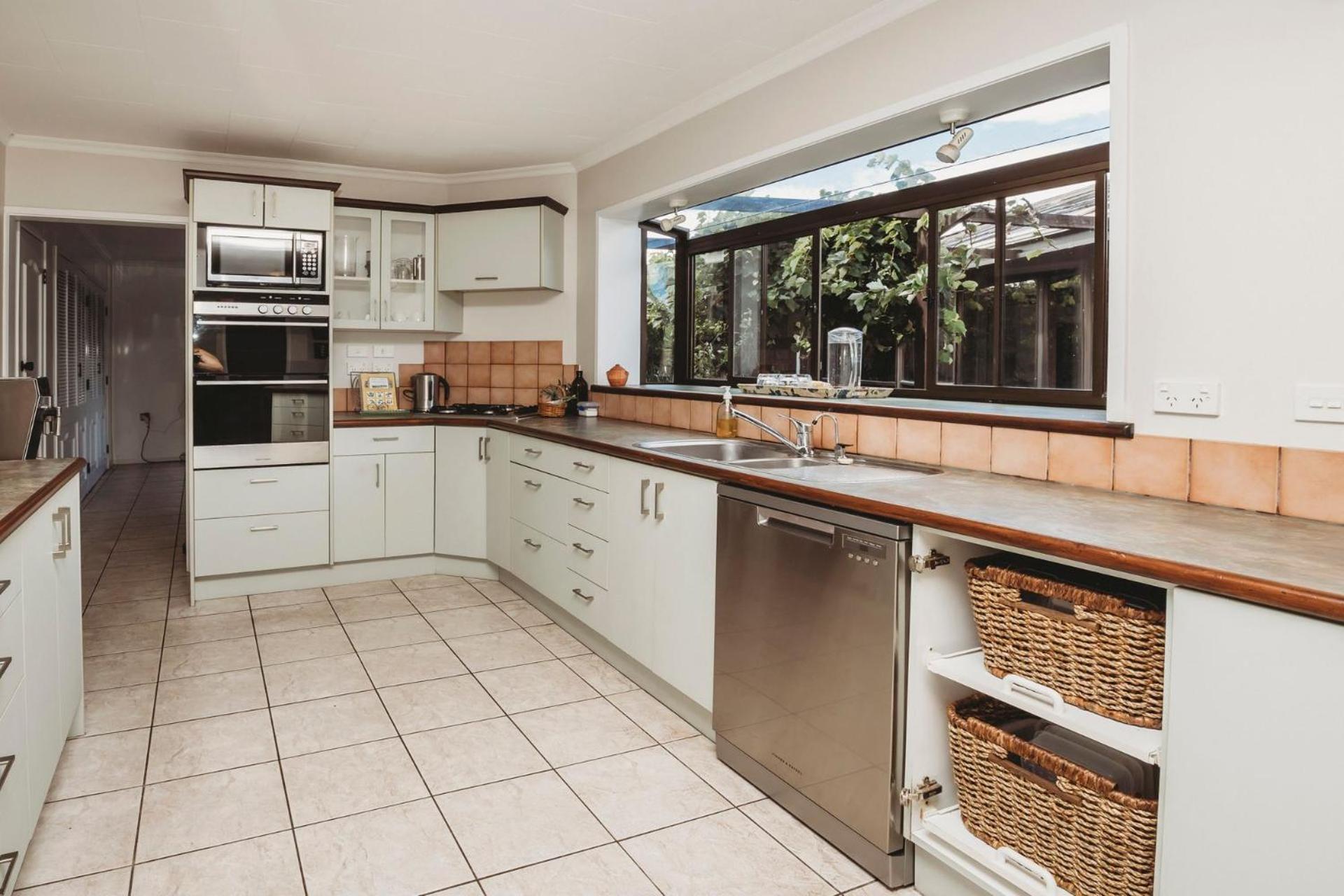 Family Fun - 4Br Home With Swimming Pool And Spa 新普利茅斯 外观 照片